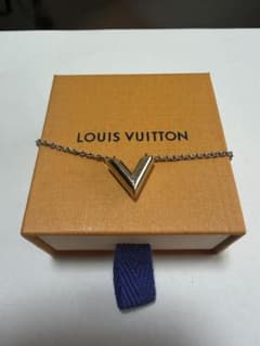 Louis Vuitton ルイヴィトン ネックレス・エセンシャル Vのサムネイル