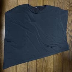 【新品タグ付】ZARA ザラ アシンメトリーカットソー Tシャツ黒 M(L相当）のサムネイル