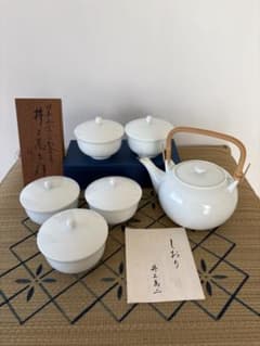 日本の銘窯 人間国宝 井上萬二作 白磁 蓋付湯呑五客＋急須 しおり付
