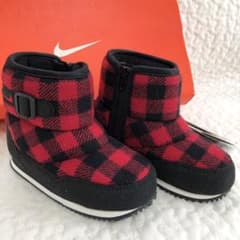 NIKEブーツのサムネイル