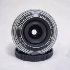 M.ZUIKO DIGITAL ED 14-42mm F3.5-5.6 EZのサムネイル