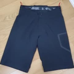 OAKLEY サイクリングパンツ　パット付のサムネイル