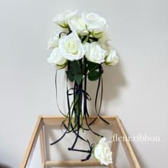 【値下げ】アーティフィシャルフラワー ウエディングブーケ ホワイトローズ 薔薇のサムネイル