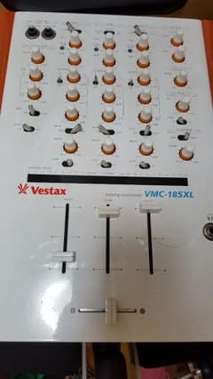Vestax  VMC-185XL　DJミキサーのサムネイル