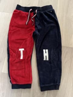 TOMMY HILFIGER 赤黒フリースパンツのサムネイル
