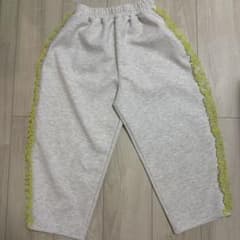キッズ パンツ グレー 蛍光イエロー フリル　RELA.のサムネイル
