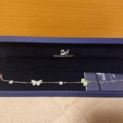 Swarovski 蝶と星のブレスレット - メルカリ