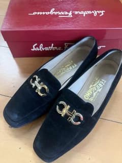 Salvatore Ferragamo BRIO 黒 6.5 中古 送料込みのサムネイル