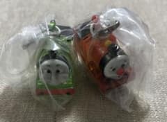 tomo様専用　きかんしゃトーマス ファニーなフェイスのめじるしガチャマスコットのサムネイル