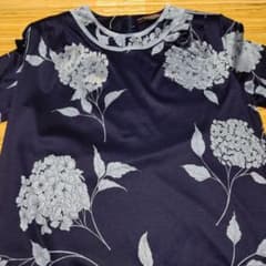 週末価格✨レオナール✨ 半袖 綿１００% (訳あり)紫陽花柄ロング ワンピース 週末価格✨レオナール✨ 半袖 綿100% (訳あり)紫陽花柄ロング