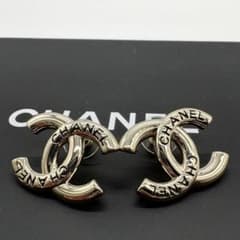 美品 シャネル クルーズコレクション ピアス ココマーク ビッグパール B25C 2025年クルーズ シャネル ピアス ココマーク ダブルロゴ ゴールド B25C