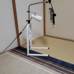 寝ながら見る読書スタンドのサムネイル