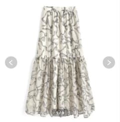 GRL グレイル リボン柄シアーティアードスカートのサムネイル