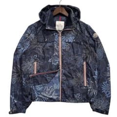 美品 モンクレール LYON ナイロンジャケット カモフラ柄 3サイズ