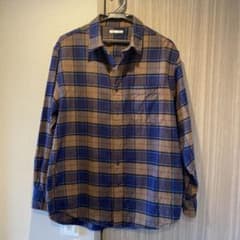 GU フランネルシャツMサイズ　ブラウン×ネイビーのサムネイル