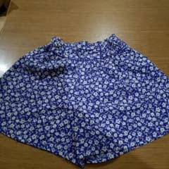 GU 花柄 ショートパンツ 130cm ブルーのサムネイル