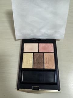 inoui アイズ 06 アイシャドウパレットのサムネイル