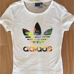 adidas Tシャツのサムネイル