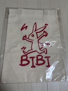 新品　BIBI うさぎ トートバッグのサムネイル