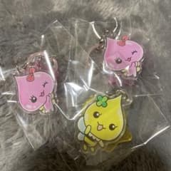 しずくちゃん　アクリルめじるしチャーム　うるおいちゃん2個 ハニーちゃん1個のサムネイル