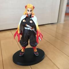 鬼滅の刃 フィギュア　煉獄杏寿郎のサムネイル