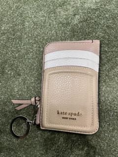 シミありkate spade New York カードケース ベージュ ホワイトのサムネイル