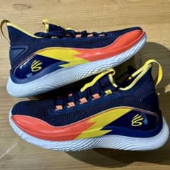 新品・正規品】 CURRY 8 ステフィン カリー アンダーアーマー NIKE
