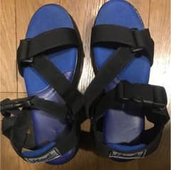 ヨースケ 厚底サンダルのサムネイル