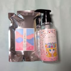 ふわちとせ モイストリッチシャンプー 300mL 水森亜土コラボボトル