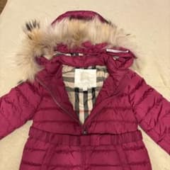 BURBERRY 子供用ダウンコート 6Y マゼンタのサムネイル