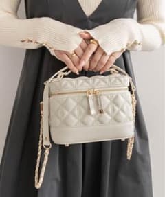 RANDA キルティング2WAYバニティバッグ ホワイトのサムネイル