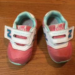 ニューバランス13.5㎝のサムネイル