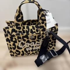 COACH レオパード柄 キャンバス トートバッグのサムネイル