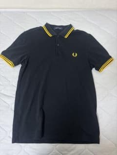 FRED PERRY ポロシャツ ブラック×イエローのサムネイル