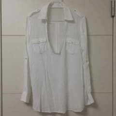お買い得！白シャツ♡長袖→七分袖にもなりますのサムネイル