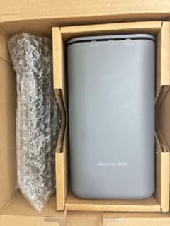 docomo 5G モバイルルーター(訳あり)のサムネイル