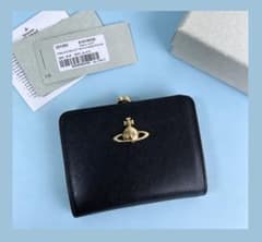 Vivienne Westwood ブラック二つ折り財布のサムネイル