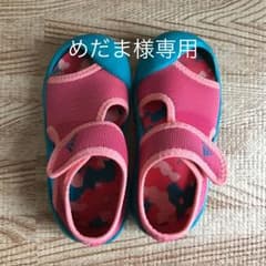 アディダス  KEEN キッズ サンダルのサムネイル