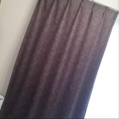 カーテンのサムネイル