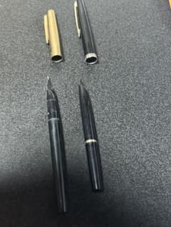 pilot 万年筆 2本セット ブラック ゴールドカラーのサムネイル