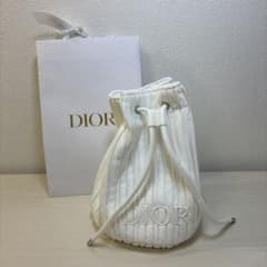 DIOR ホワイト プリーツ 巾着ポーチ ノベルティ　ショッパー付きのサムネイル