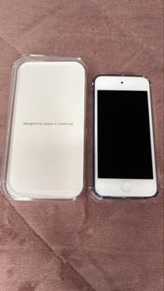 iPod touch 第7世代 32GB 付属品完備のサムネイル