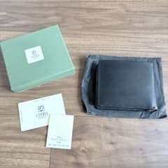 【極美品】キプリス シラサギレザー 二つ折り財布 伊勢丹購入品 ブラック 黒 極美品】キプリス シラサギレザー 二つ折り財布 伊勢丹購入品 ブラック