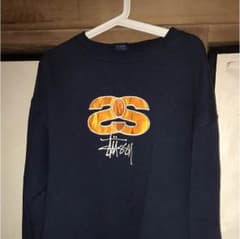 STUSSY トレーナーのサムネイル