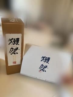 獺祭720ml 1本　　獺祭180ml 3本のサムネイル
