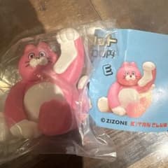 ZIZONE★PINGOフィギュアマスコット E ピンク 靴下 ソックスのサムネイル
