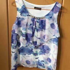 花柄ビジュートップス♡  リエンダ、DelyleNOIR…のサムネイル