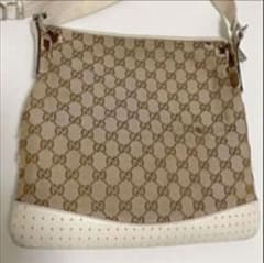 GUCCI グッチ ショルダーバッグのサムネイル