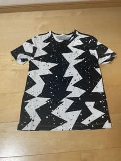 Tシャツのサムネイル