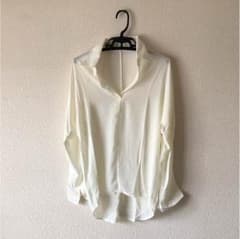 ブラウス  ロティーオ購入先 説明みてくださいのサムネイル